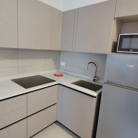 Gianna Apartment *